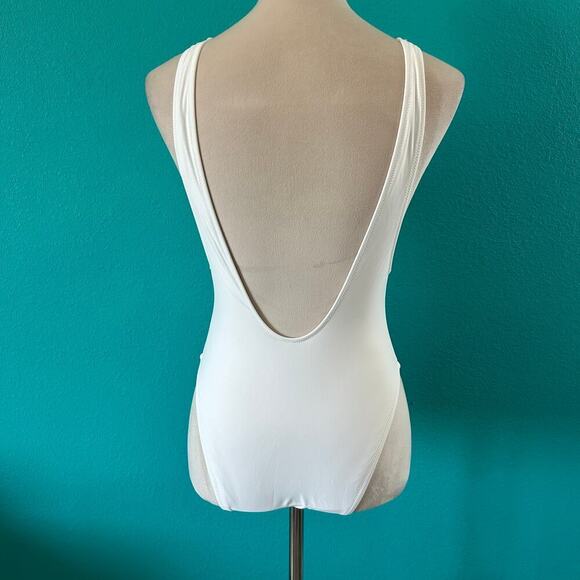 NWT Aerie Smiley Birthday Scoop Cheekiest One Piece Swimsuit White Swim Size M - Picture 5 of 7